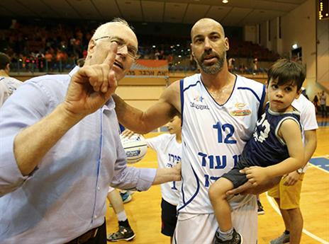 גם שיבק הצטרף לרגע המיוחד (אלן שיבר)
