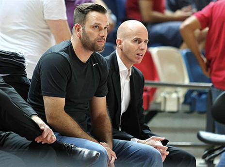 גם אורי אלון הגיע לדרייב אין (אלן שיבר)