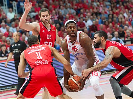 דונטה סמית' ימשיך להוביל את ירושלים (אלן שיבר)