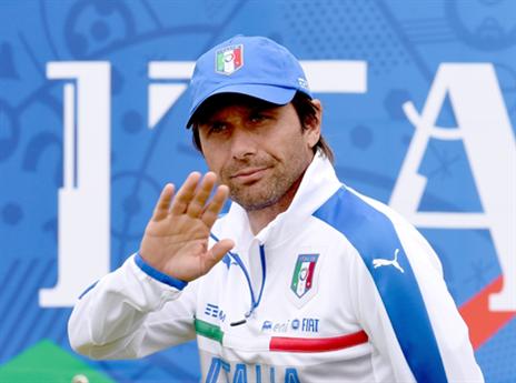 בונה על שחקני יובנטוס. קונטה (getty)