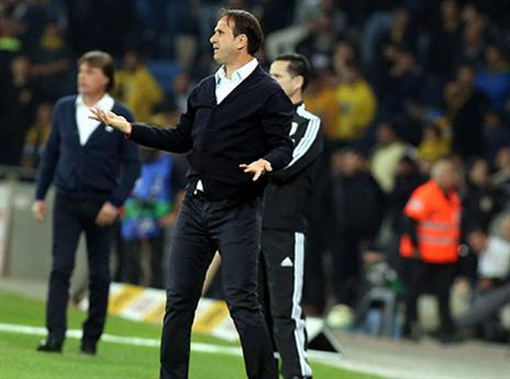 רוני לא מחפש אחר חיזוק זר (יוסי שקל)