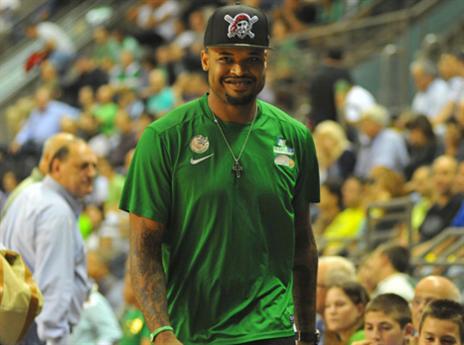 גרייבס. ממשיך בירוק (מנהלת הליגה)