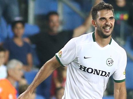 מחכה לתשובות. דגני (יוסי שקל)