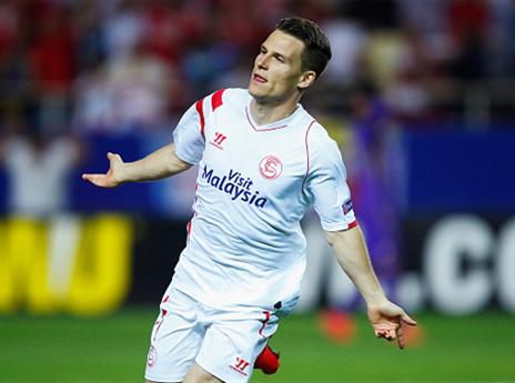 גמיירו. החלוץ שבארסה תצרף? (getty)