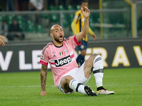 סימונה זאזה. בדרך החוצה