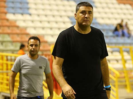 מאמן אשקלון יובל נעים (לירון מולדובן)