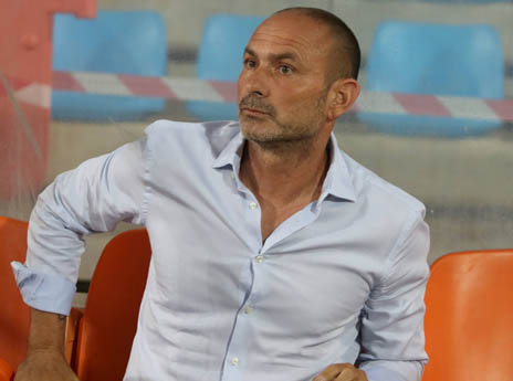 מאמן ק"ש מוטי איוניר (יוסי שקל)