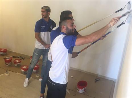 אזולאי משפץ. כבר בתמונת ההרכב