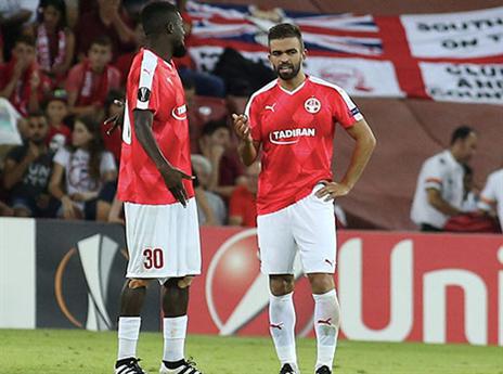 ויטור ואוגו מאוכזבים. ציפינו ליותר מב"ש (צילום: אלן שיבר)