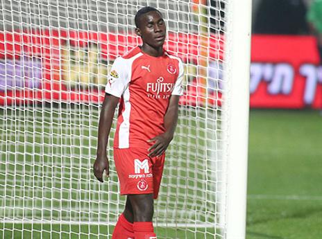 הגיע להסדר עם הפועל ת"א. בארי (אלן שיבר)