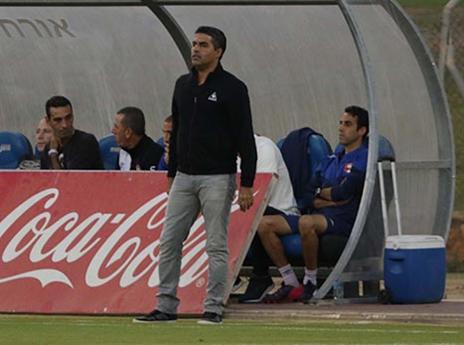 השיג ניצחון שני ברציפות. סילבס