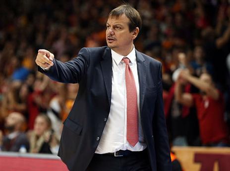 "באים עם קבוצה חדשה". עתמאן (Getty)