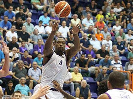 גייטס. הוביל את הקבוצה