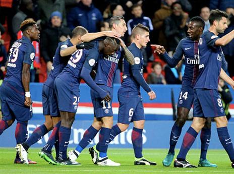 פ.ס.ז' נצמדה לפסגה (getty)