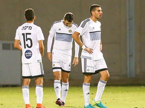 איך מכבי תצליח לקום מהקרשים? (צילום: דני מרון)