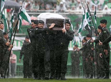 כ-100,000 אנשים הגיעו להלוויה (Getty)