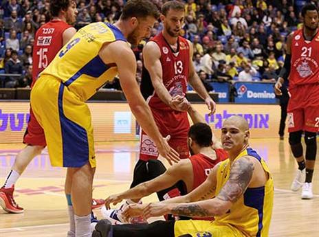 הורחק אחרי ערב זוועתי. צירבס (אלן שיבר)