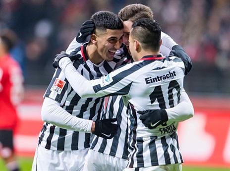 הרבה סיבות לחייך. פרנקפורט חוגגת (Getty)