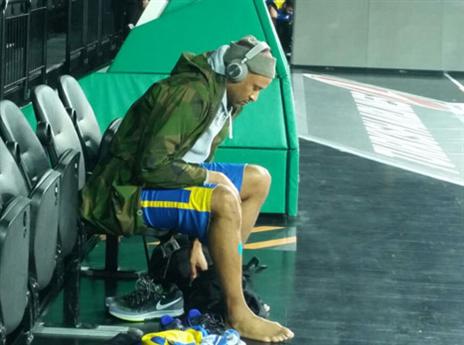 סמית'. רוצה להוכיח שלא נס ליחו