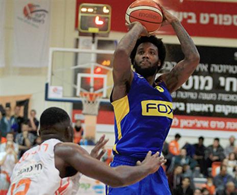 5 נק' לויקטור ראד (אלן שיבר)