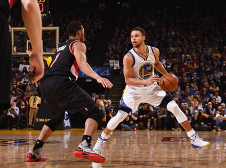 משחק נהדר שלו. סטף קרי (getty)