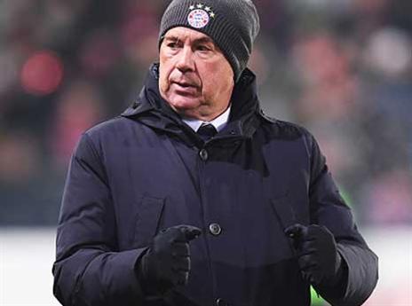 בסוף הוא נשם לרווחה. אנצ'לוטי (Getty)