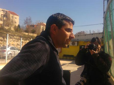 גם הוא בתמונה. מימר בבית וגן (דני מרון)