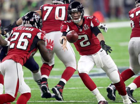 ריאן שוב מוצא את פרימן. שני עמודי התווך של אטלנטה בהתקפה (Getty)