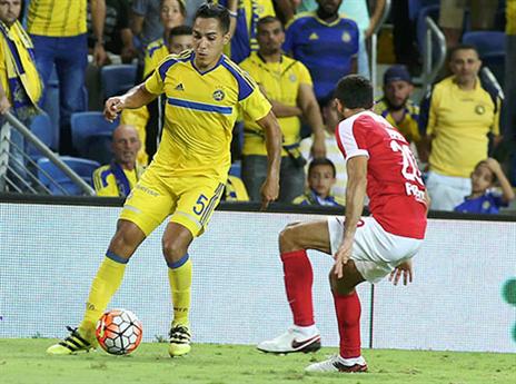 חוזר להרכב. סקאריונה (אלן שיבר)