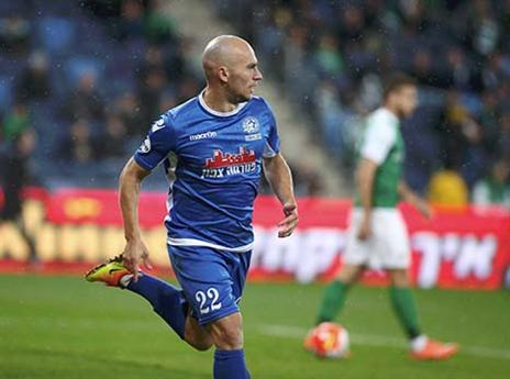 אדאמוביץ'. שוב מקבל קרדיט (אלן שיבר)