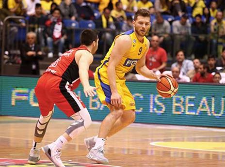 מקל. התאפס וניצח על הדריסה בדרבי (אלן שיבר)