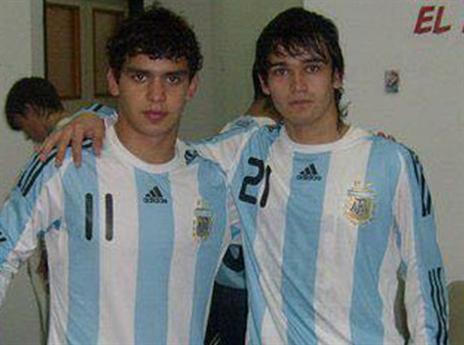 סליס לצד לאמלה בנבחרת הצעירה של ארגנטינה