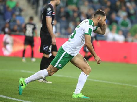 "עטר לא מקבל מספיק כדורים" (יוסי שקל)