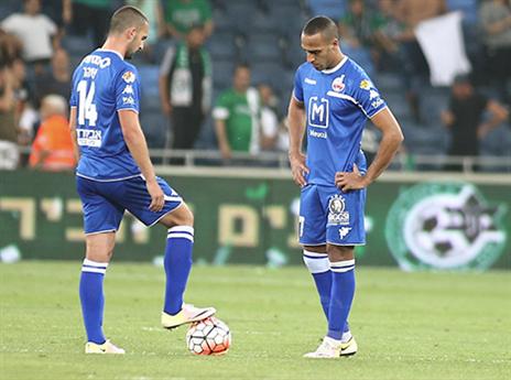 גם החלפת התלבושת לא עזרה. שחקני ב"ש (אלן שיבר)