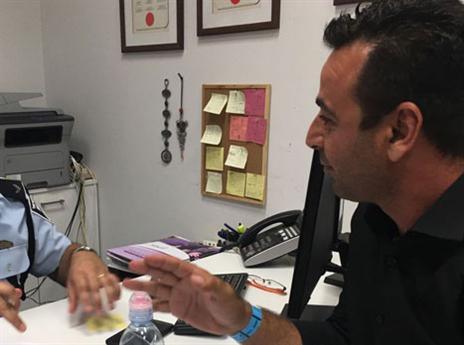 קסנטיני מגיש תלונה במשטרה על תקיפה