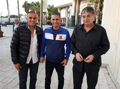 כבר לא בבני יהודה. שום, יחזקאל ומזרחי