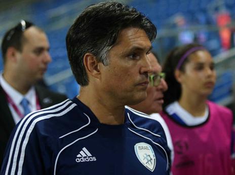 "צריך לעבוד אחרת עם טל". עזורי (אלן שיבר)