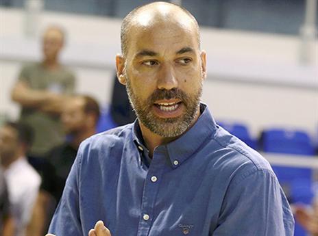 טפירו. הקו האחורי מתגבש (אלן שיבר)