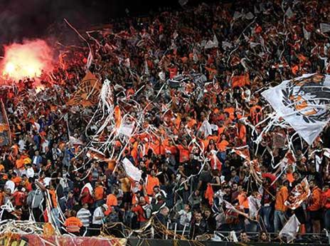 זובאס התלהב מהאוהדים (אלן שיבר)