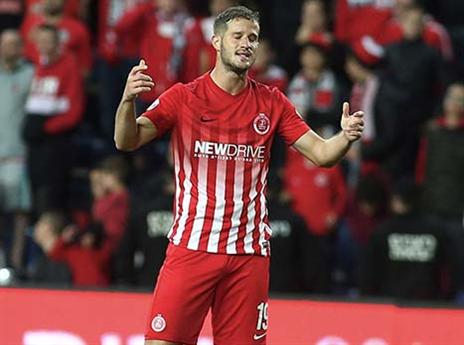 הירש. לא עבר בבקרה (אלן שיבר)