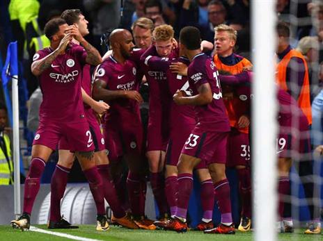 6 נקודות מצ'לסי. שחקני סיטי חוגגים (Getty)
