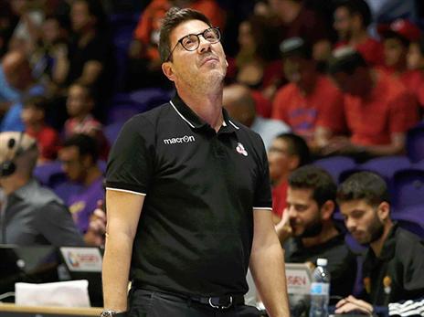 קציקאריס. "תמיד יהיה מישהו שלא מרוצה" (אלן שיבר)