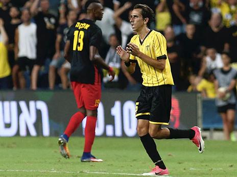 בניון. בא לידי ביטוי כשהמשחק נפתח (אלן שיבר)