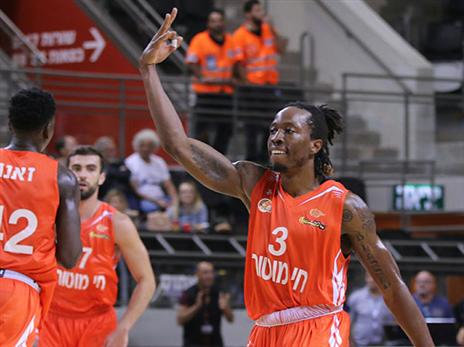 חזרו לנצח. שחקני נס ציונה (מנהלת הליגה)