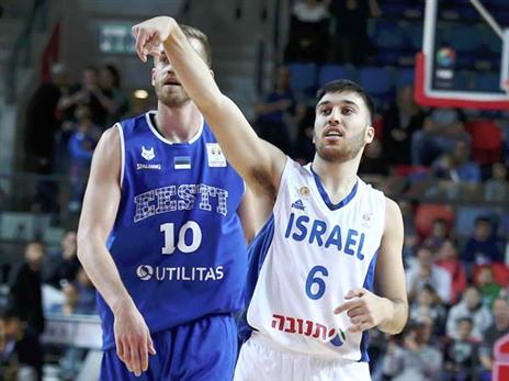 קטש היה רוצה שהוא יביא את הביטחון מהעתודה. בלאט (אלן שיבר)