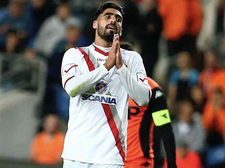 דה סוזה. להפסיד 3:0 לא נראה טוב (אלן שיבר)