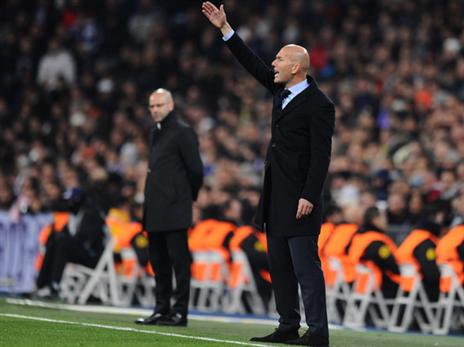 זידאן. "הראש כבר חושב על סביליה" (getty)