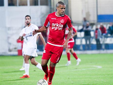 סוארס התנצל, אך בכל מקרה ייעדר מול ר"ג (צילום: דני מרון)