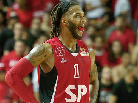 בנקס: "למכבי יש כל כך הרבה כלי נשק" (אלן שיבר)