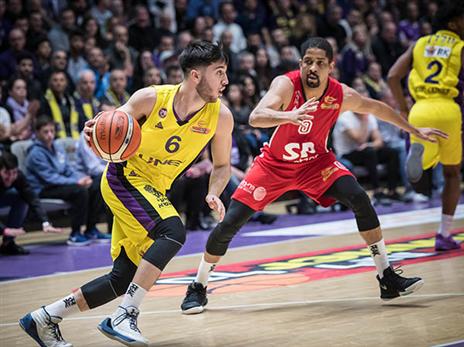 בלאט. קרב צמוד ראינו בהיכל טוטו (מנהלת)